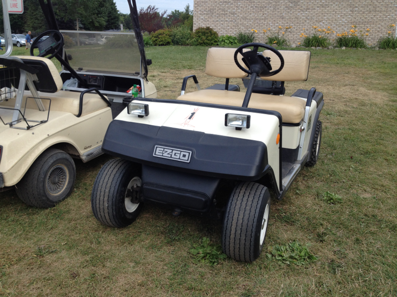 Illustration for article titled I Love Golf Carts